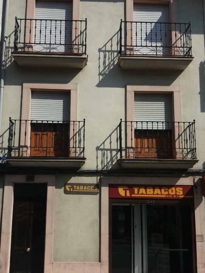Casa El Reloj Apartment Mombeltrán Exterior photo